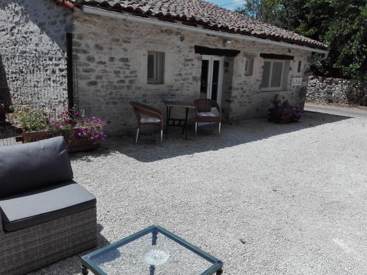 Les Rosiers Villa Chaunay Екстериор снимка